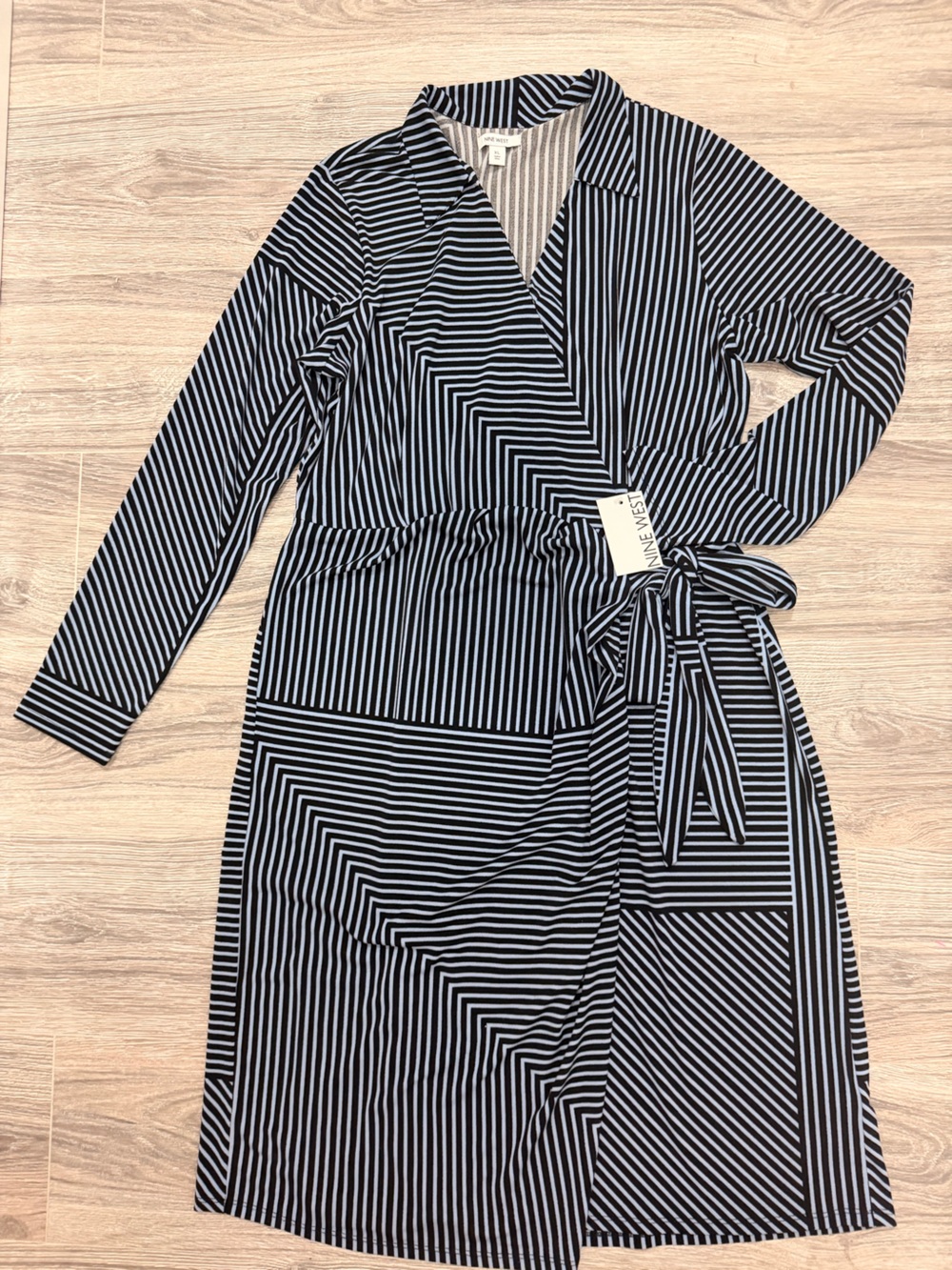 NWT Nine West Black and White Striped Wrap Midi Dress XL